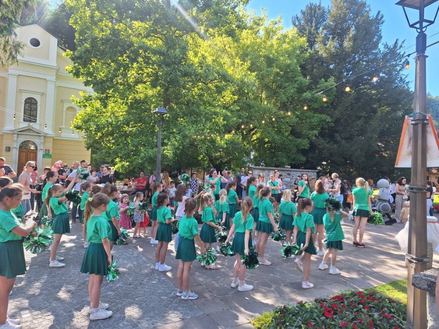 V petek se je v Mestnem parku odvijal Družinski piknik